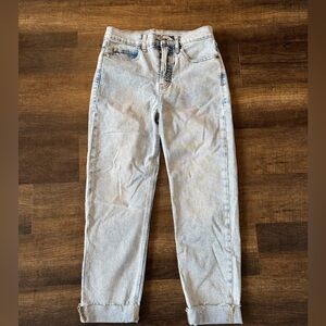 Old Navy - new without tags - size 4 - extra high rise - sky hi straight